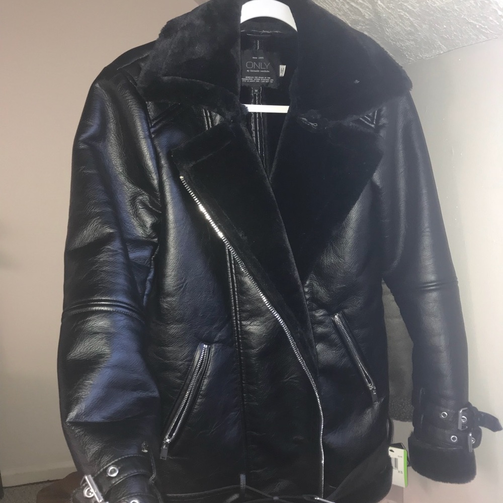 LEATHER AVIATOR JACKET
